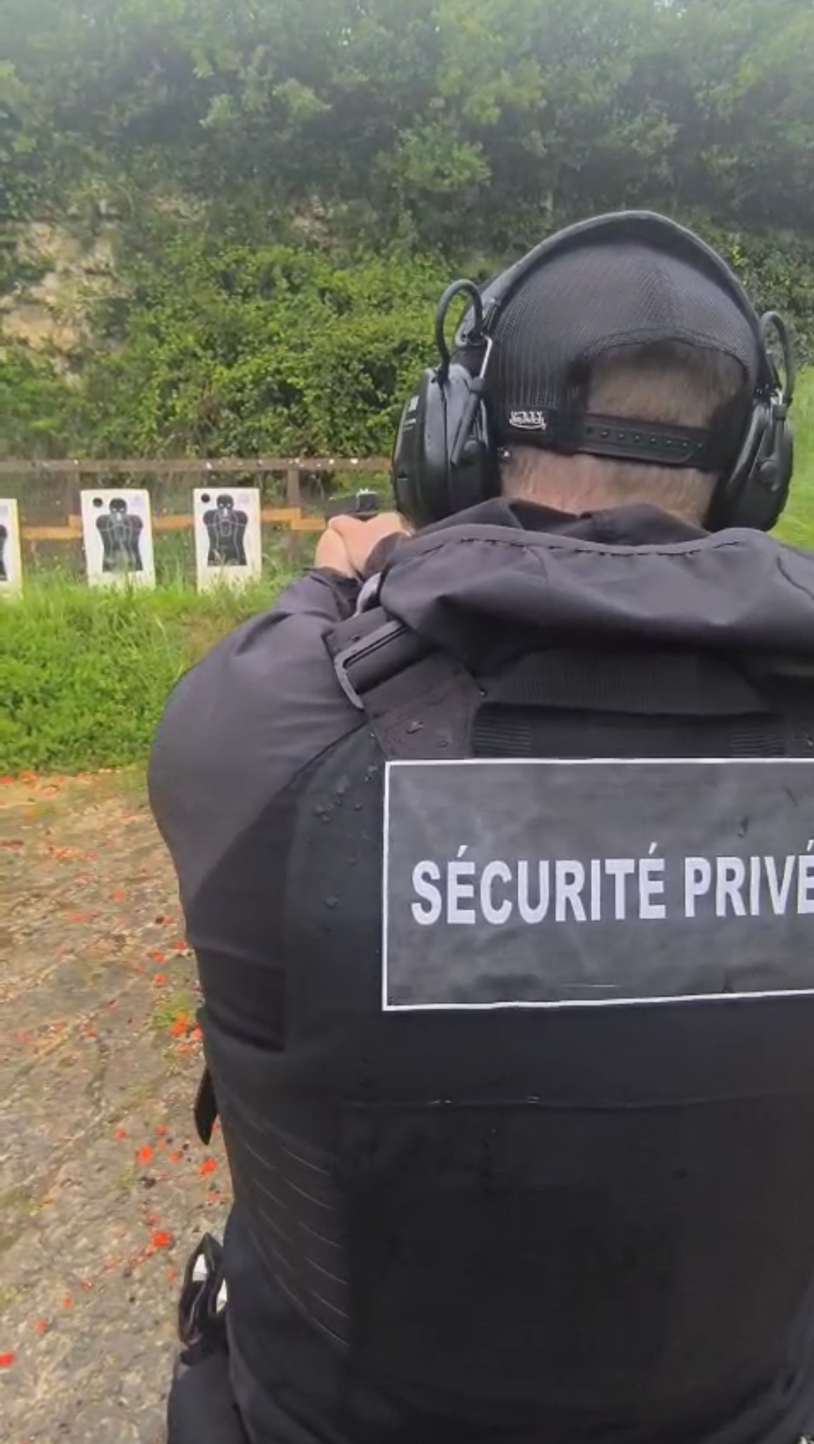 agent de sécurité armée en intervention dans un cadre légal maîtrisé